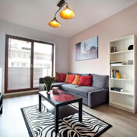 Airport Okecie Klobucka P&O Serviced Apartments Warsaw Exterior photo